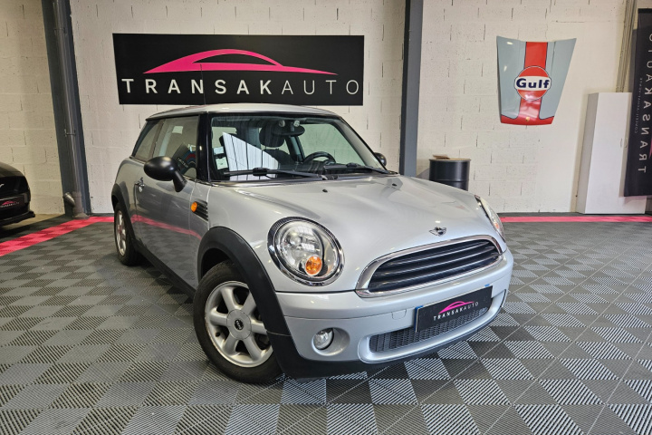 MINI HATCH R56
