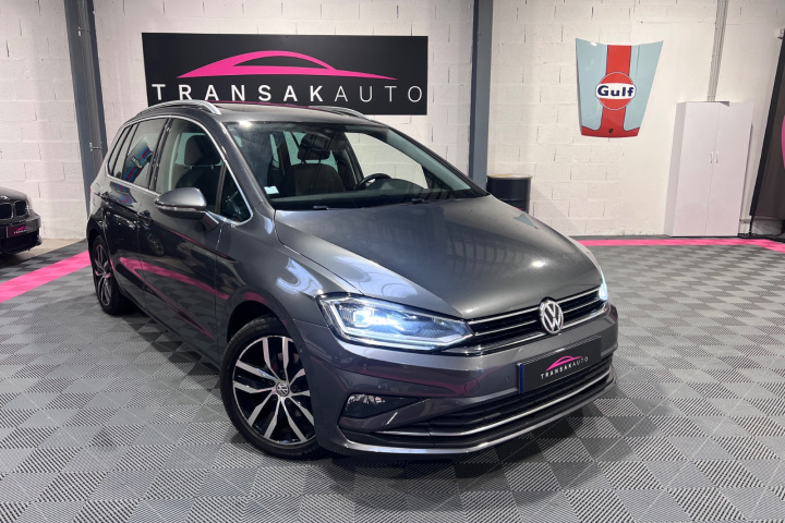 VOLKSWAGEN GOLF SPORTSVAN